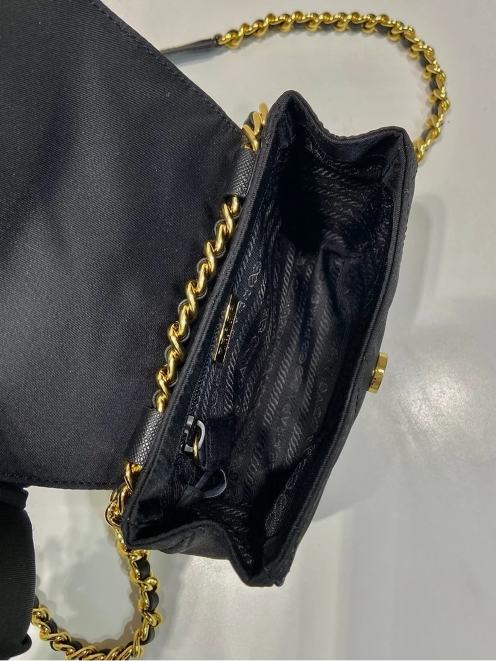 PRADA🌟Black/gold Quilted Nylon shoulder/waist bag or sling bag! - Picture 6 of 15